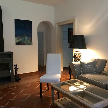 Elegantes Gaesteapartment Verano In Schloss Und Hofgut Langenzell Wiesenbach Bagian luar foto